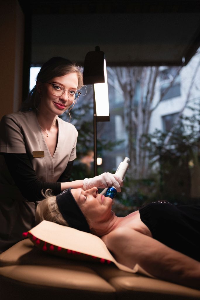 radiofrekwencja mikroiglowa zabieg aesthetic beauty concept gdansk